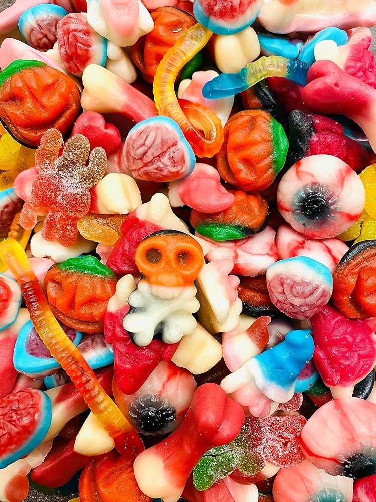 5 KG Halloween Mystery Monster Bucket